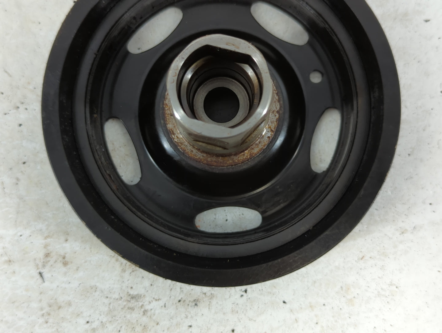 2014 Buick Enclave Crankshaft Pulley - Oemusedautoparts1.com