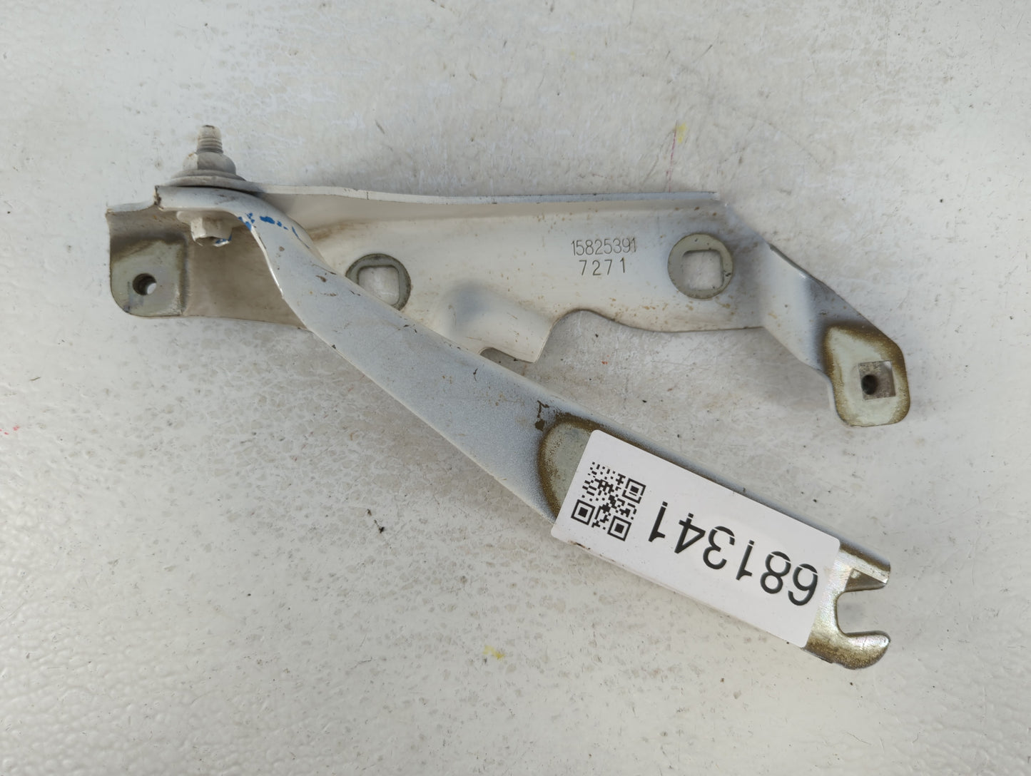 2008 Chevrolet Malibu Driver Left Hood Hinge - Oemusedautoparts1.com