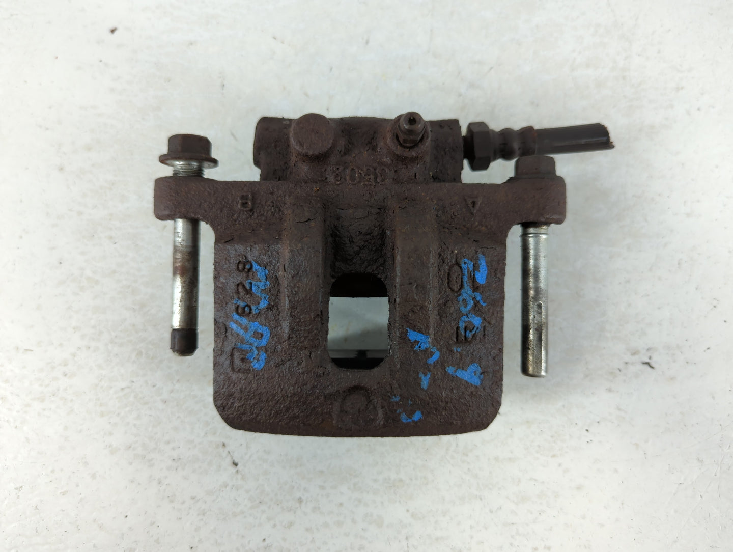 2011-2014 Chrysler 200 Rear Passenger Right Brake Caliper - Oemusedautoparts1.com