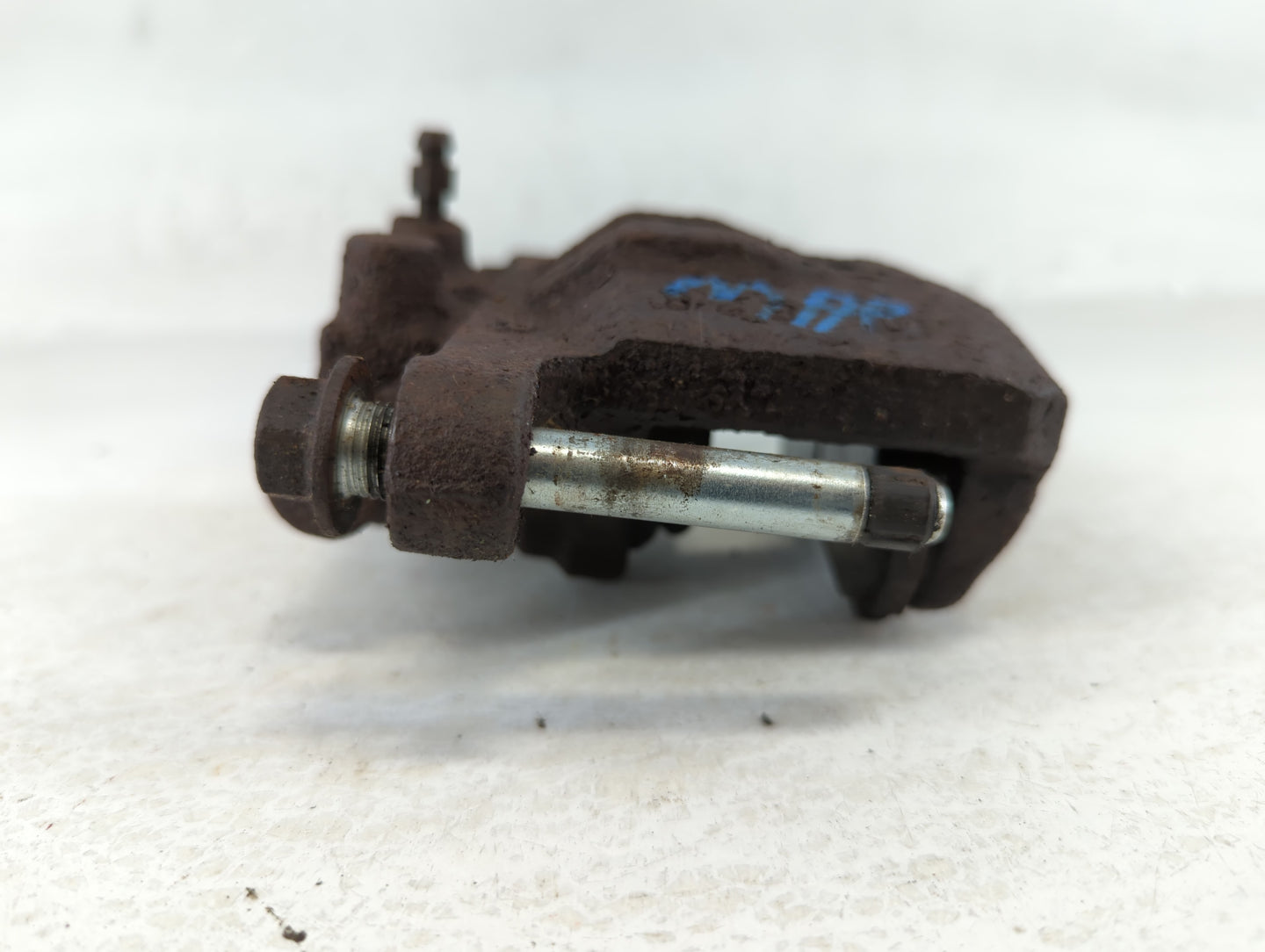 2011-2014 Chrysler 200 Rear Passenger Right Brake Caliper - Oemusedautoparts1.com