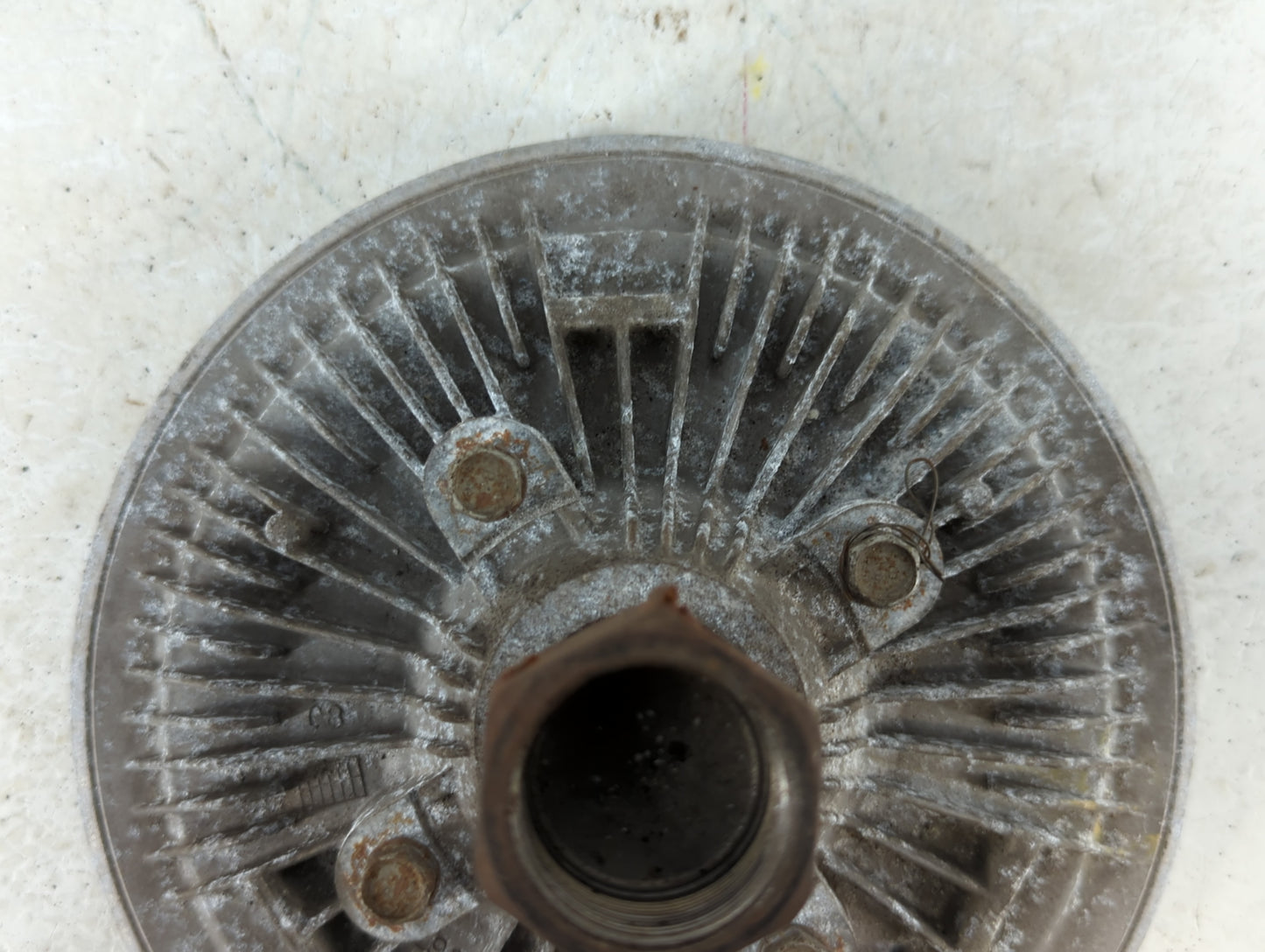 2008-2010 Ford F-250 Super Duty Radiator Cooling Fan Clutch - Oemusedautoparts1.com