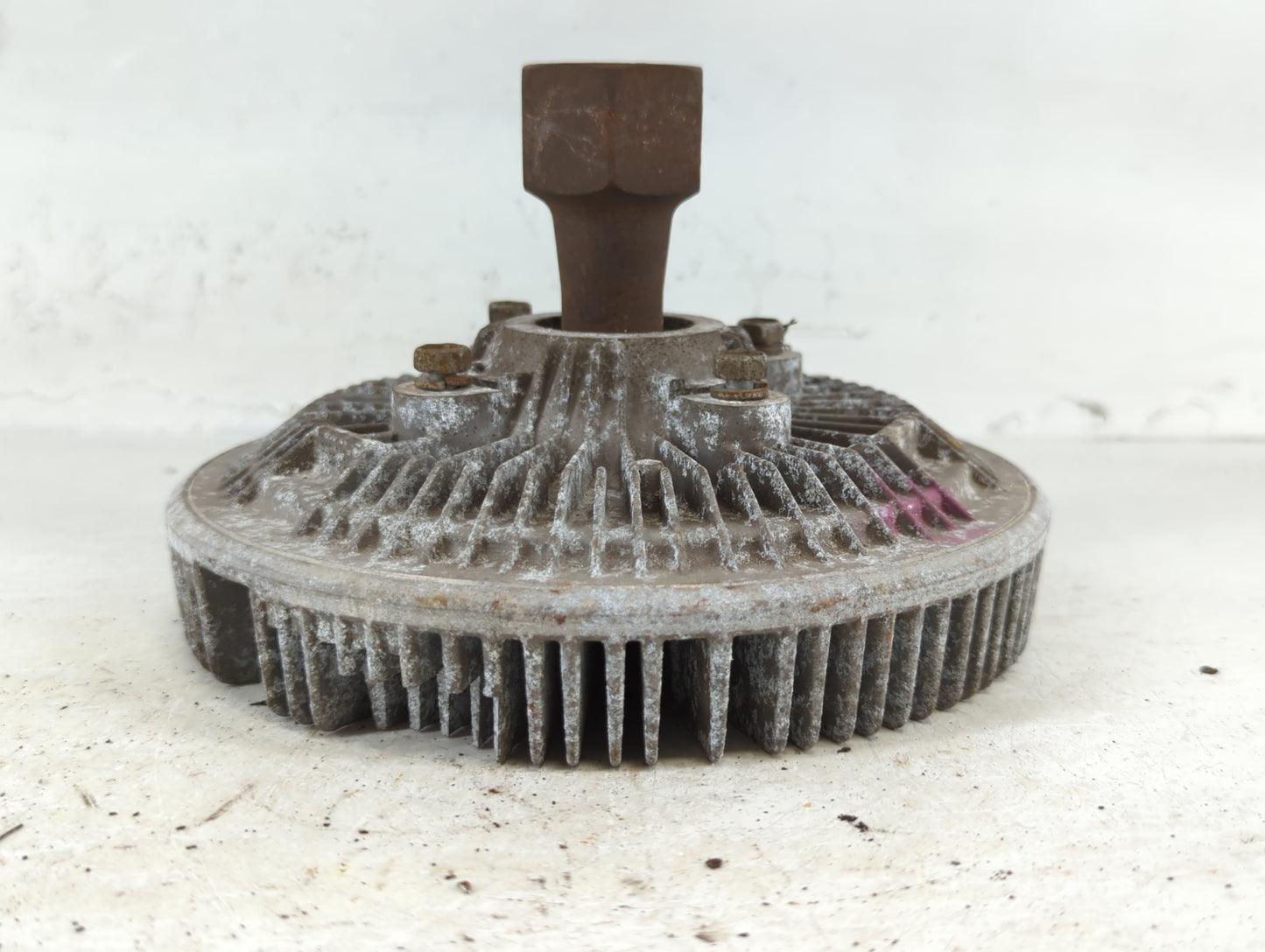 2008-2010 Ford F-250 Super Duty Radiator Cooling Fan Clutch - Oemusedautoparts1.com