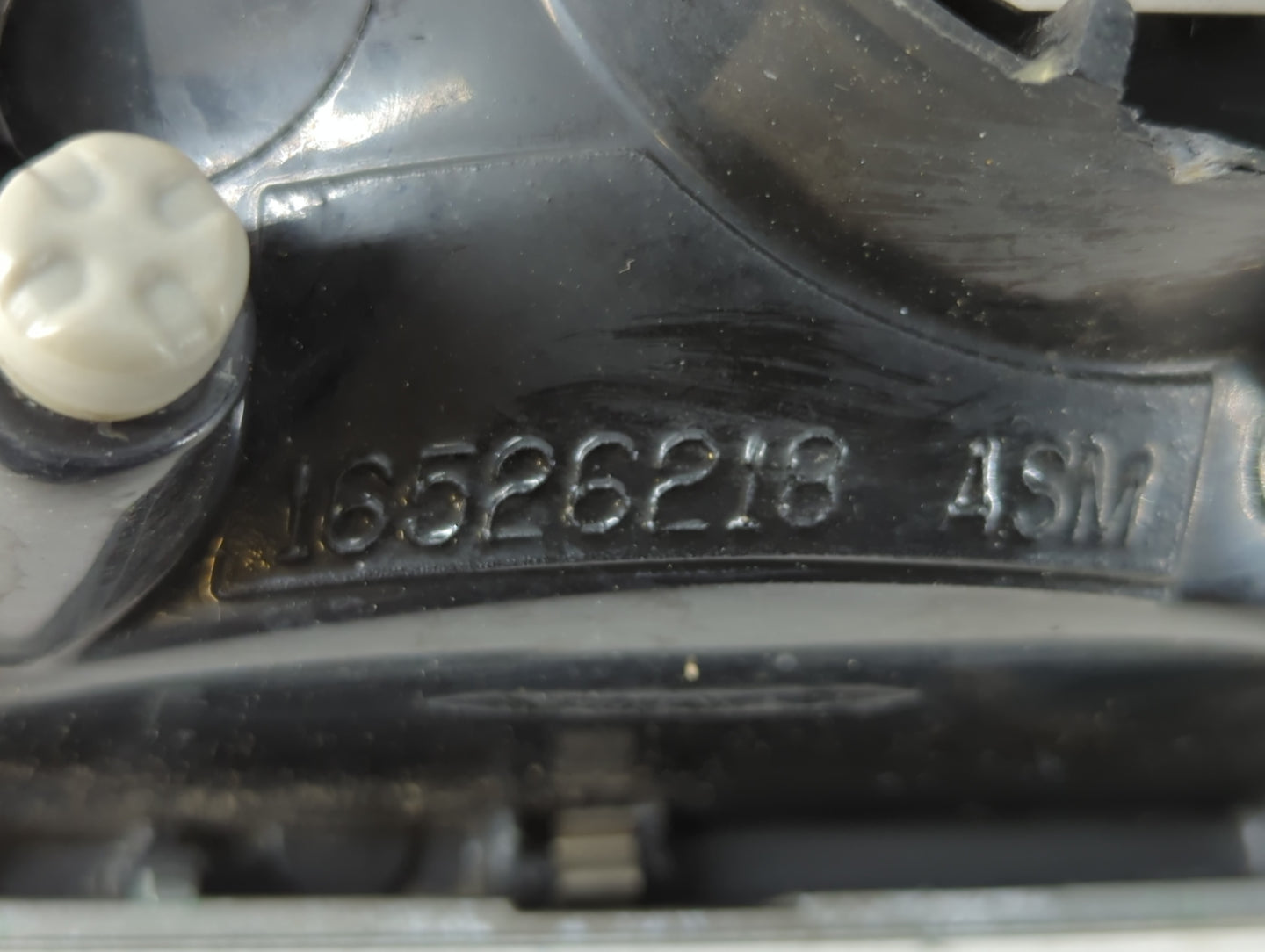 1998-2004 Chevrolet S10 Passenger Right Oem Head Light Headlight Lamp - Oemusedautoparts1.com