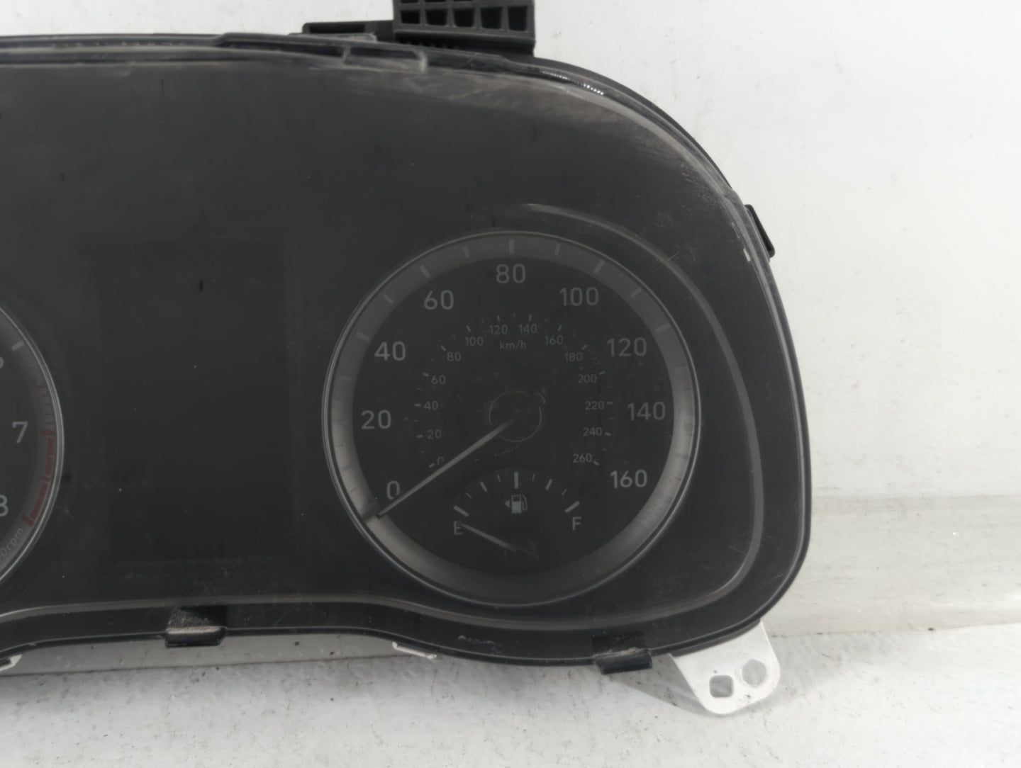 2018-2021 Hyundai Kona Instrument Cluster Speedometer Gauges P/N:94021 J9100 Fits Fits 2018 2020 2021 OEM Used Auto Parts - Oemusedautoparts1.com