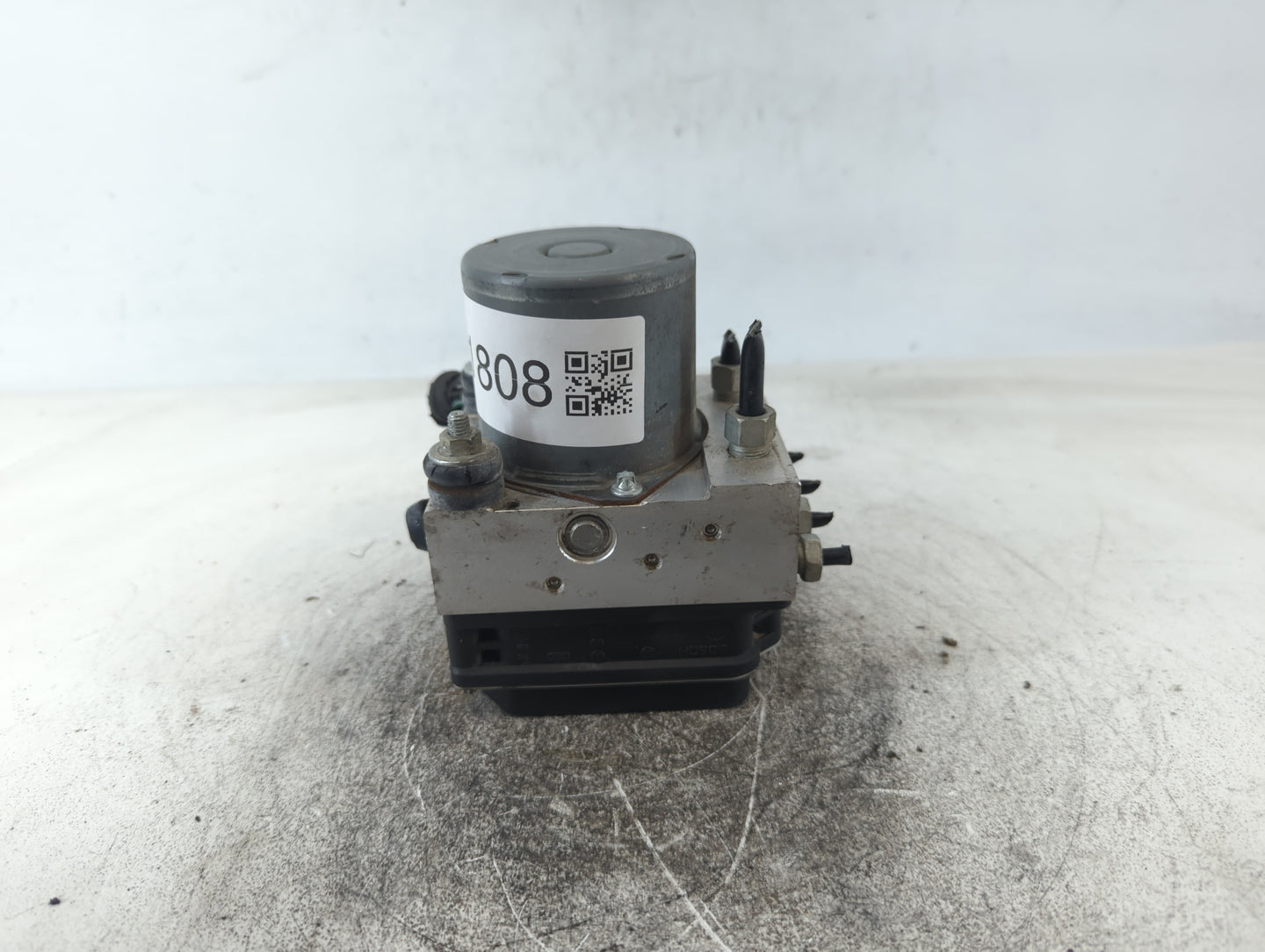 2012-2017 Gmc Acadia ABS Pump Control Module Replacement P/N:0 265 252 460 AA Fits Fits 2012 2013 2014 2015 2016 2017 OEM Used Auto Parts - Oemusedautoparts1.com