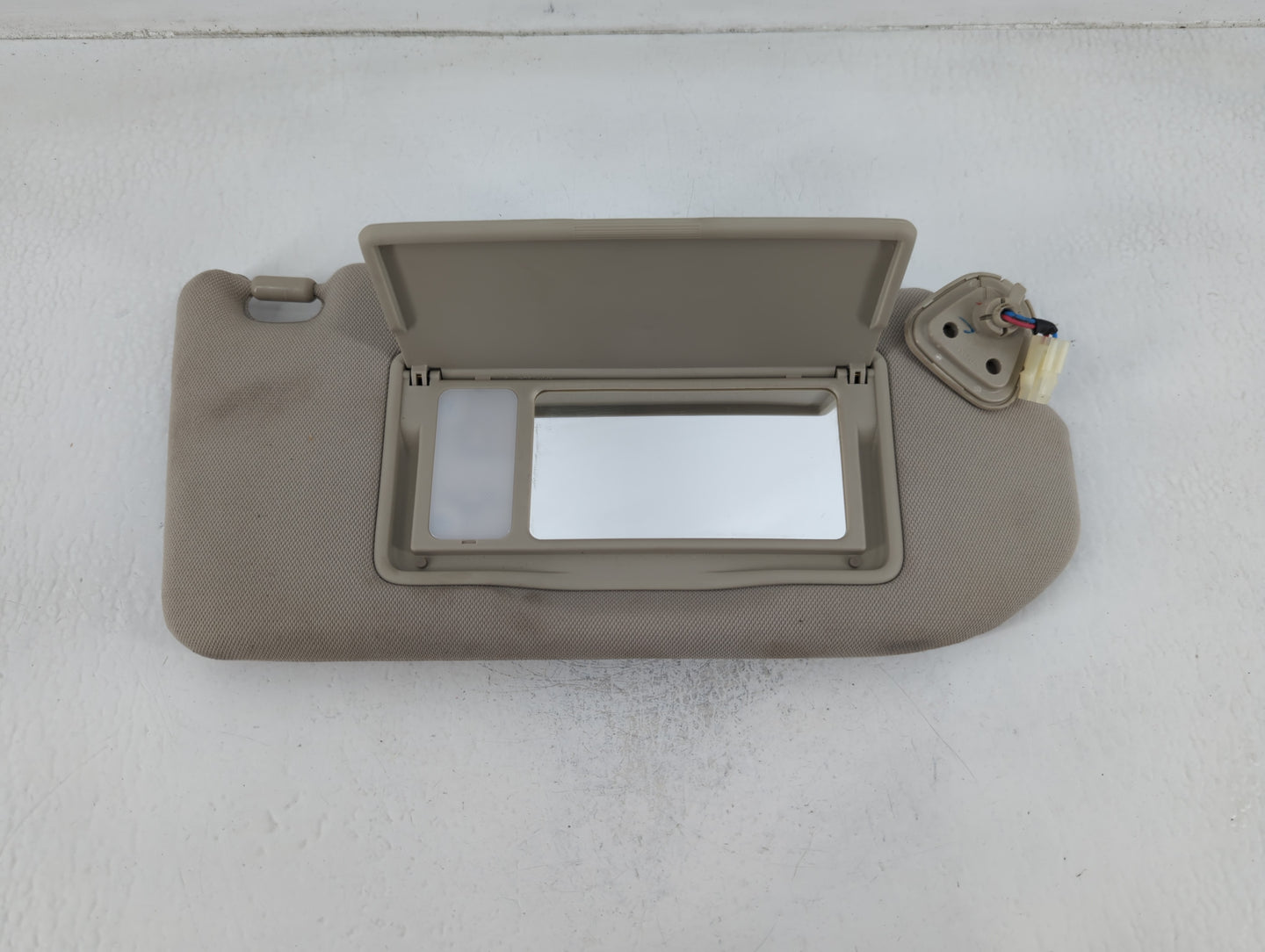2009-2013 Infiniti G37 Sun Visor Shade Replacement Passenger Right Mirror Fits Fits 2007 2008 2009 2010 2011 2012 2013 2015 OEM Used Auto Parts - Oemusedautoparts1.com