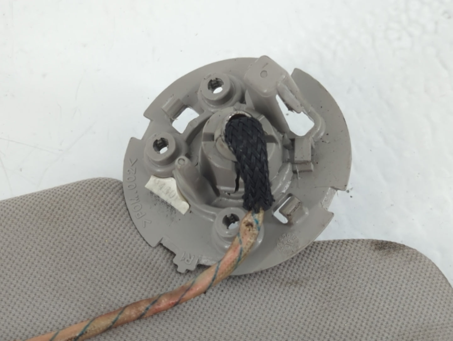 2010 Chevrolet Traverse Sun Visor Shade Replacement Passenger Right Mirror Fits OEM Used Auto Parts - Oemusedautoparts1.com