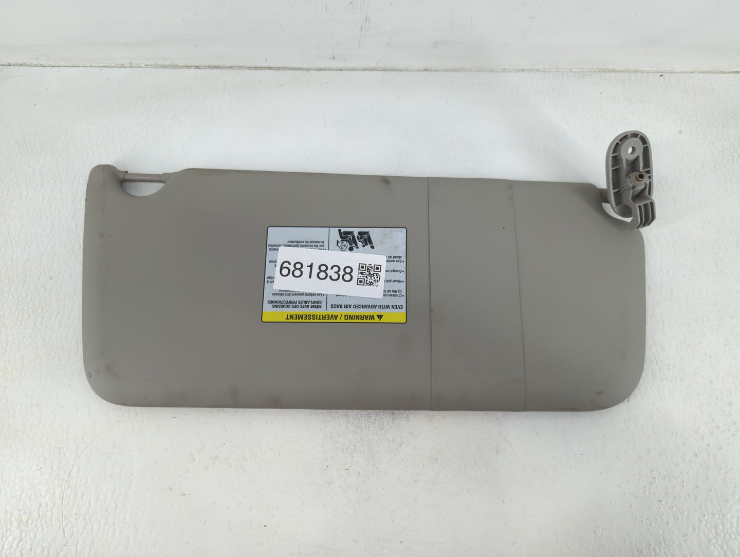 2014 Nissan Nv200 Sun Visor Shade Replacement Passenger Right Mirror Fits OEM Used Auto Parts - Oemusedautoparts1.com