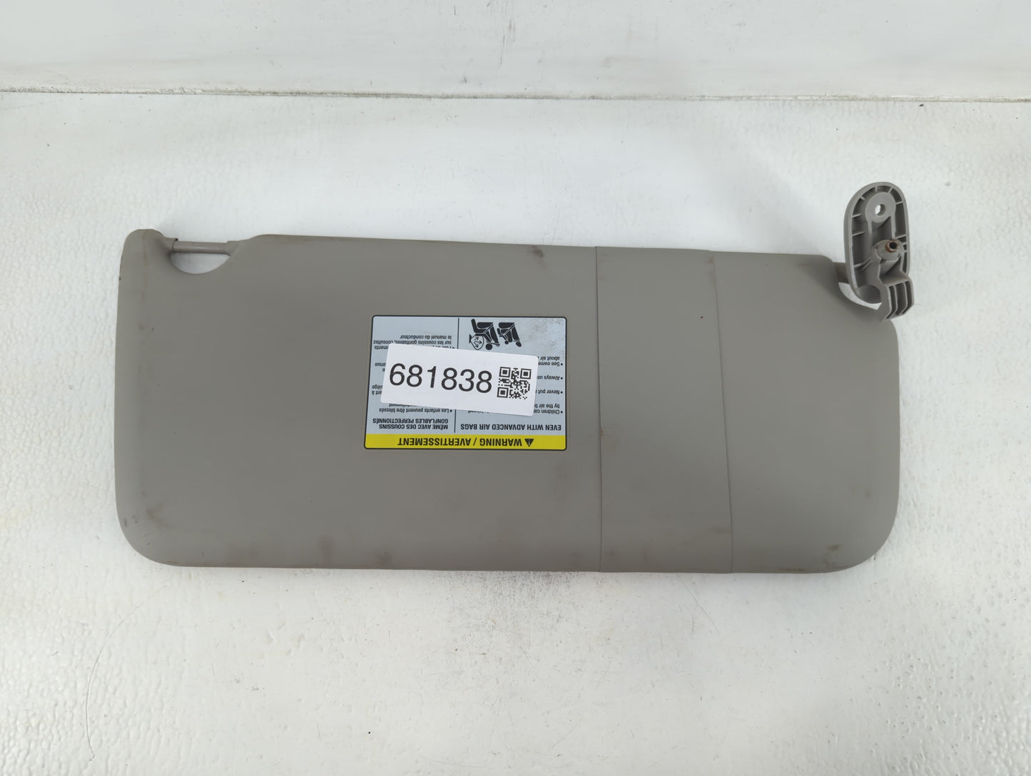 2014 Nissan Nv200 Sun Visor Shade Replacement Passenger Right Mirror Fits OEM Used Auto Parts - Oemusedautoparts1.com