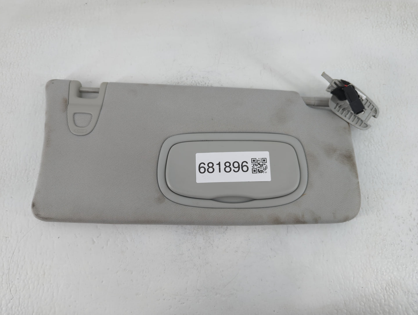 2018 Jeep Compass Sun Visor Shade Replacement Passenger Right Mirror Fits OEM Used Auto Parts - Oemusedautoparts1.com