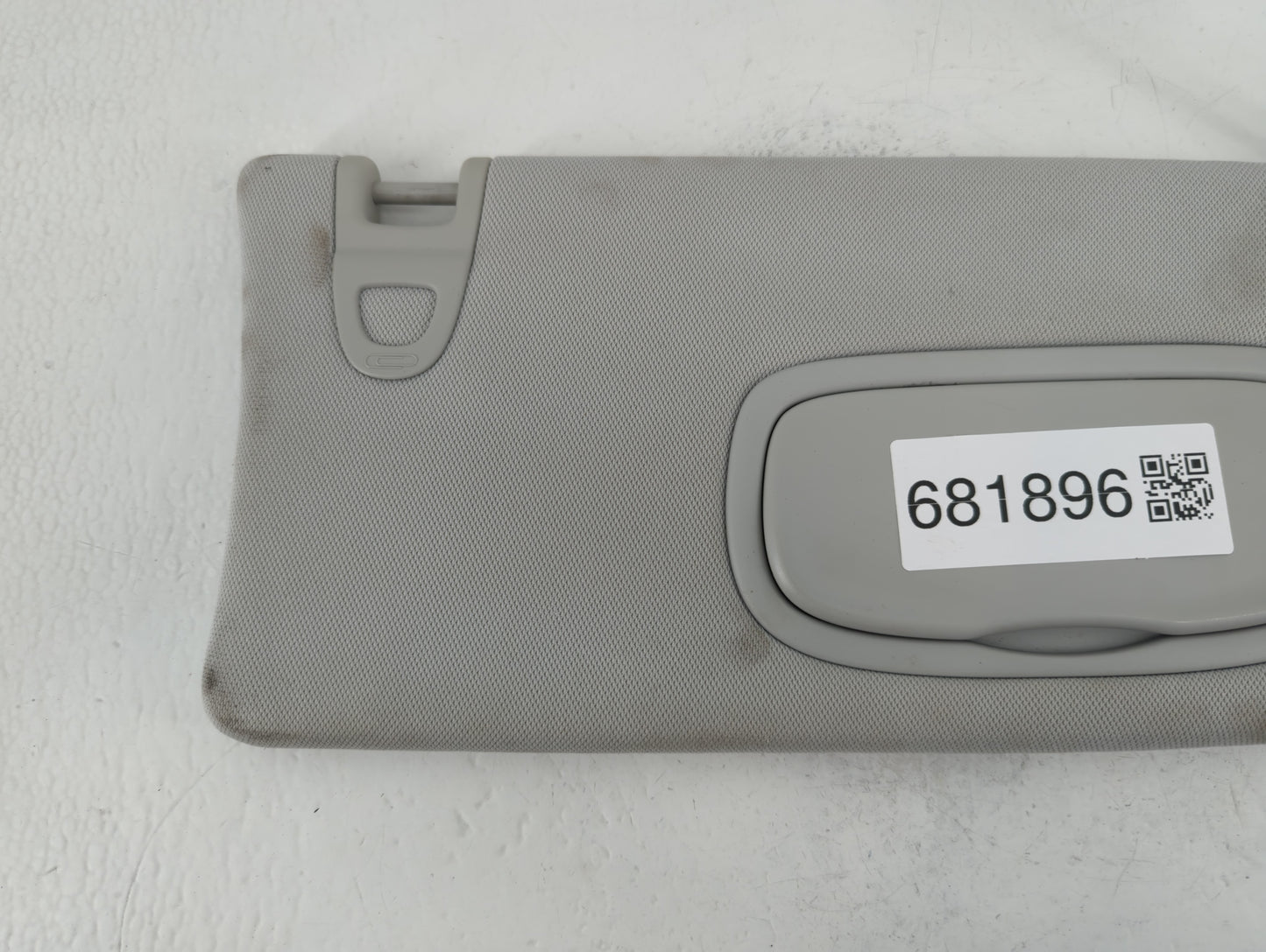 2018 Jeep Compass Sun Visor Shade Replacement Passenger Right Mirror Fits OEM Used Auto Parts - Oemusedautoparts1.com