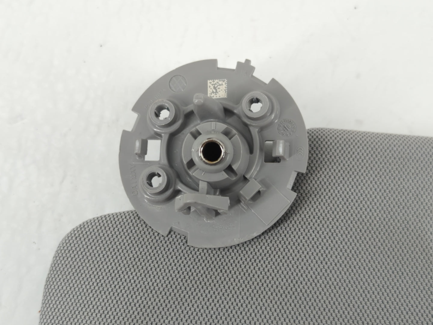 2017-2021 Chevrolet Trax Sun Visor Shade Replacement Driver Left Mirror Fits Fits 2017 2018 2019 2020 2021 OEM Used Auto Parts - Oemusedautoparts1.com