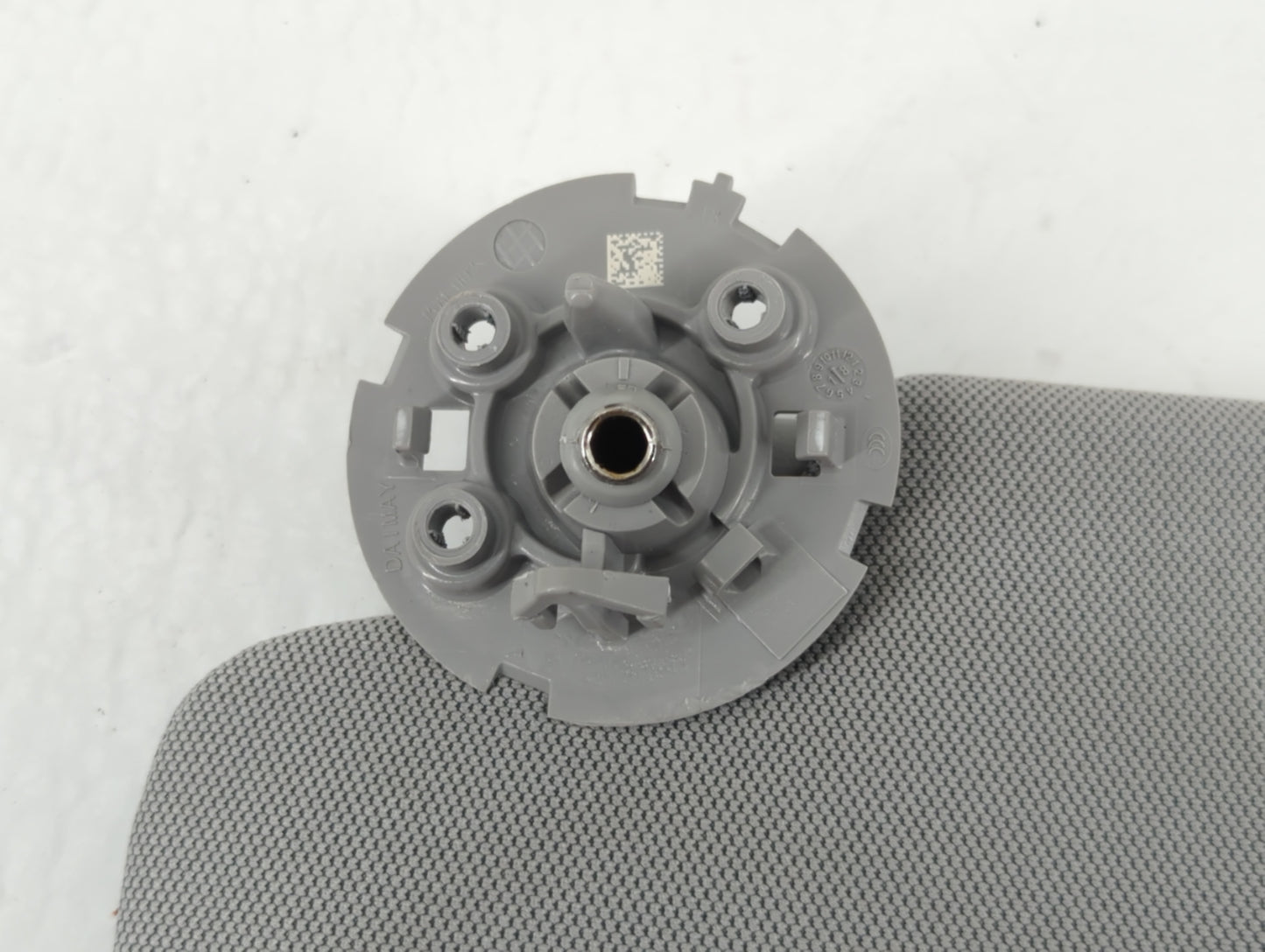 2017-2021 Chevrolet Trax Sun Visor Shade Replacement Driver Left Mirror Fits Fits 2017 2018 2019 2020 2021 OEM Used Auto Parts - Oemusedautoparts1.com