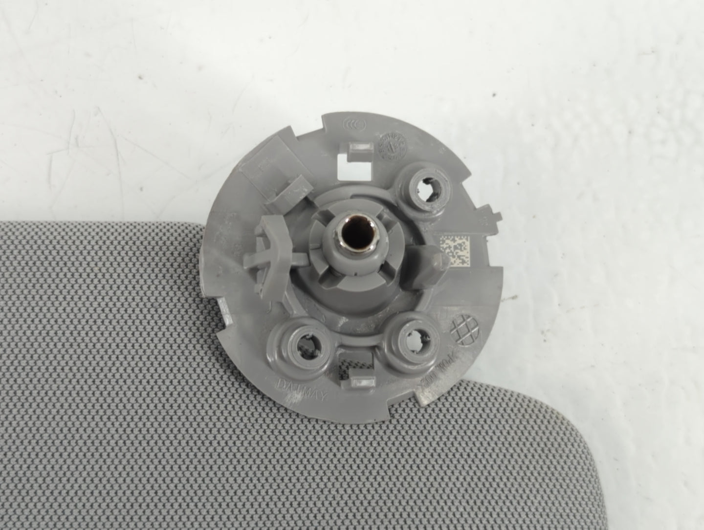 2017-2021 Chevrolet Trax Sun Visor Shade Replacement Passenger Right Mirror Fits Fits 2017 2018 2019 2020 2021 OEM Used Auto Parts - Oemusedautoparts1.com