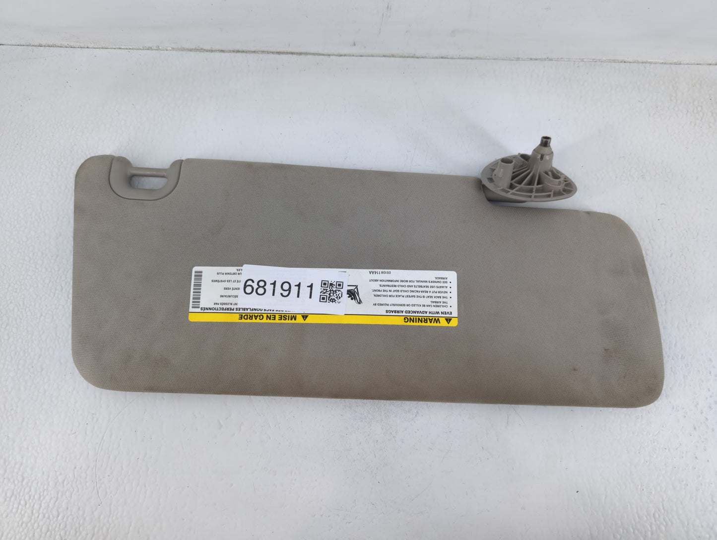 2007 Dodge Ram 1500 Sun Visor Shade Replacement Driver Left Mirror Fits Fits 2013 2014 2015 2016 2017 2018 2019 2020 2021 2022 OEM Used Auto Parts - Oemusedautoparts1.com
