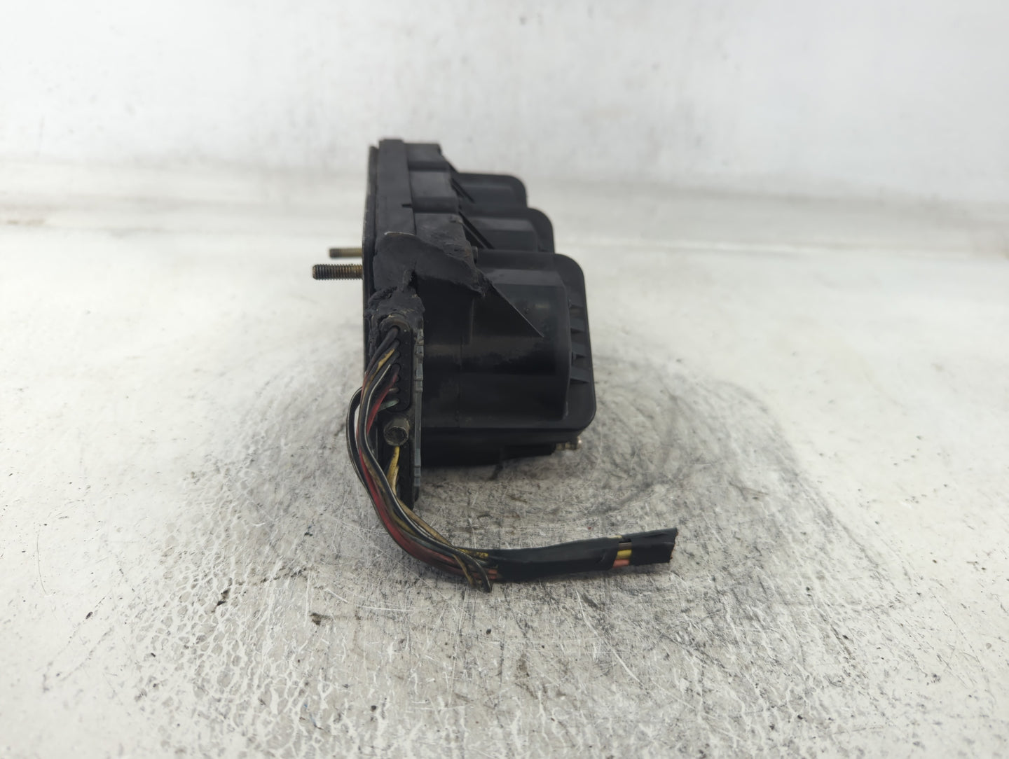 2004 Chevrolet Impala Engine Distributor Oem - Oemusedautoparts1.com