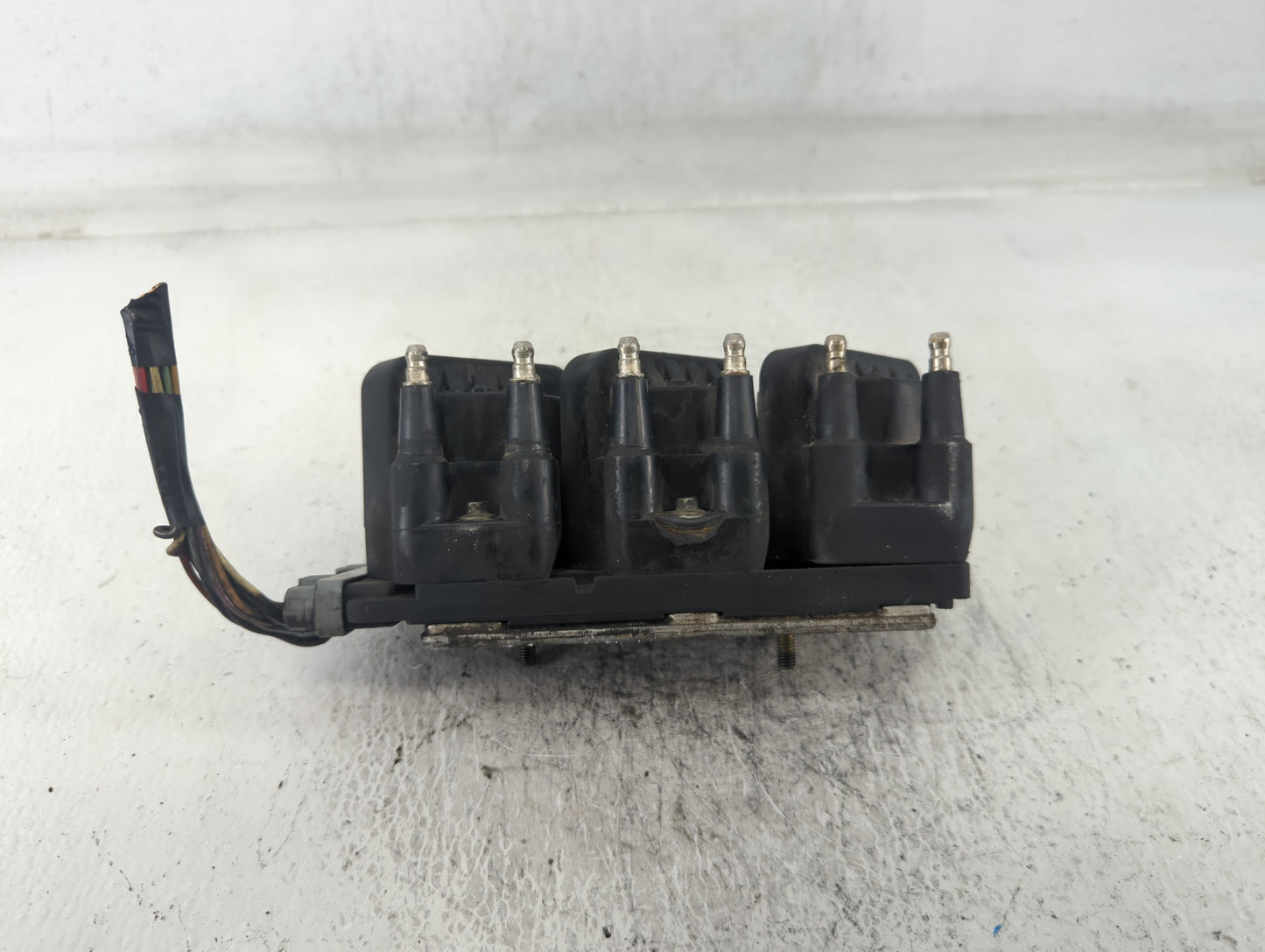 2004 Chevrolet Impala Engine Distributor Oem - Oemusedautoparts1.com