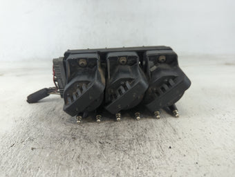 compare product 2002 Buick Regal Engine Ignition Distributor OEM P/N:1103946 2D13 Fits OEM Used Auto Parts