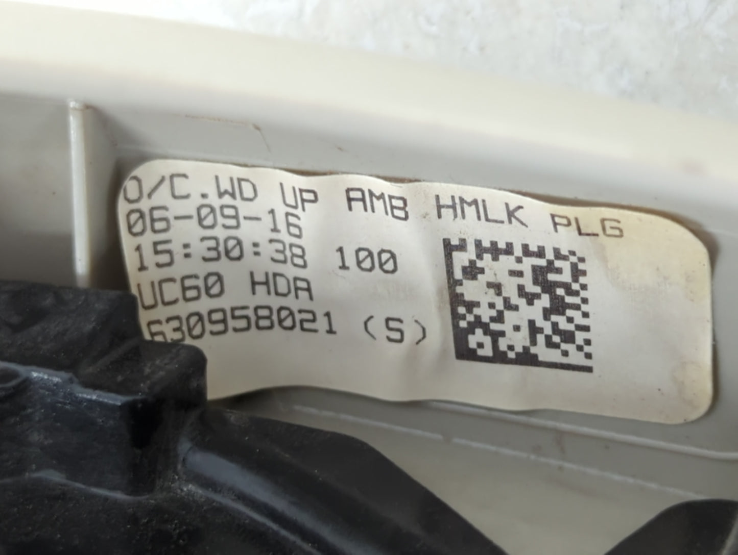 2016 Dodge Durango Overhead Roof Console - Oemusedautoparts1.com