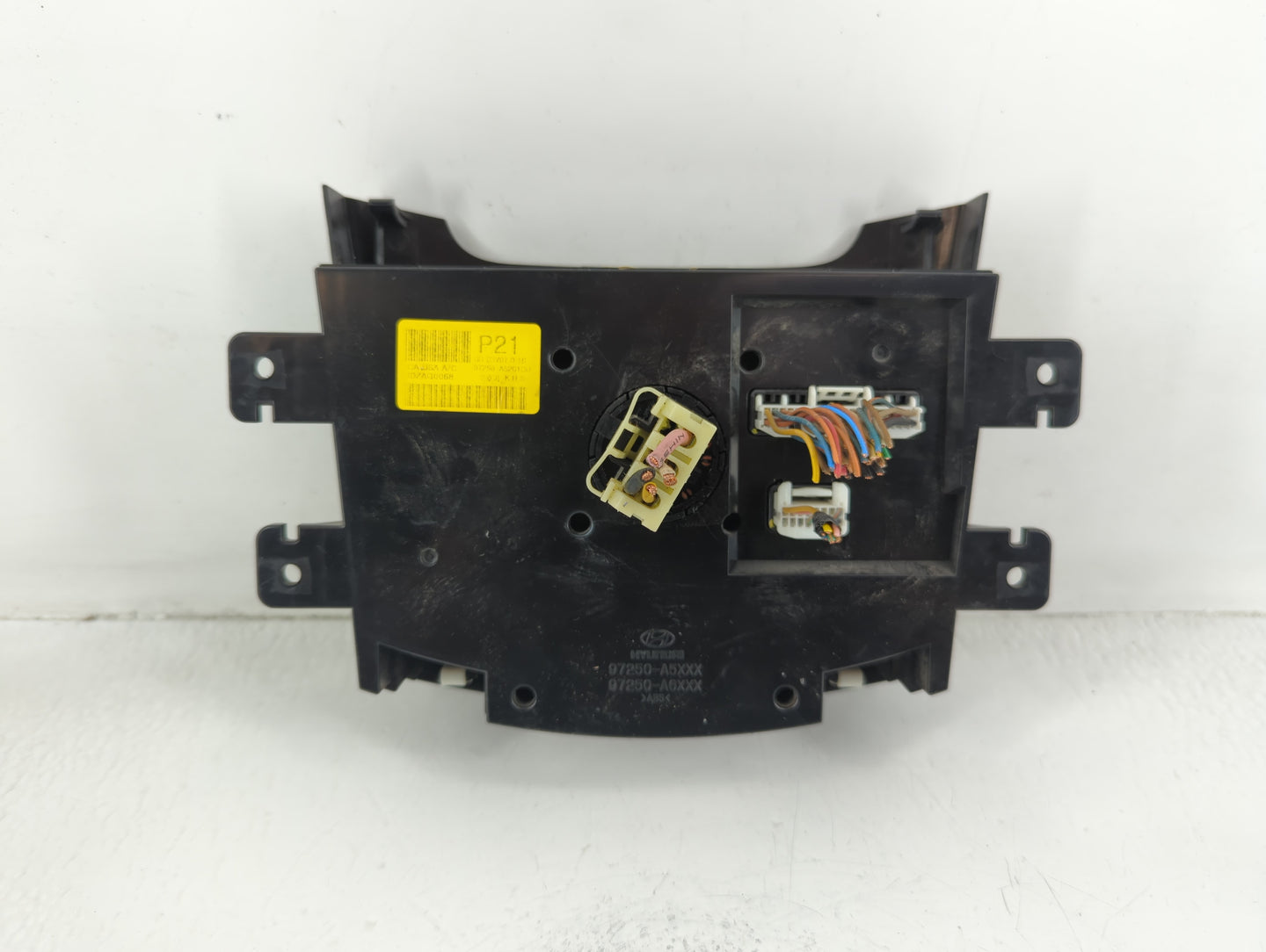2013-2017 Hyundai Elantra Climate Control Module Temperature AC/Heater Replacement P/N:97250-A5201GU Fits OEM Used Auto Parts - Oemusedautoparts1.com
