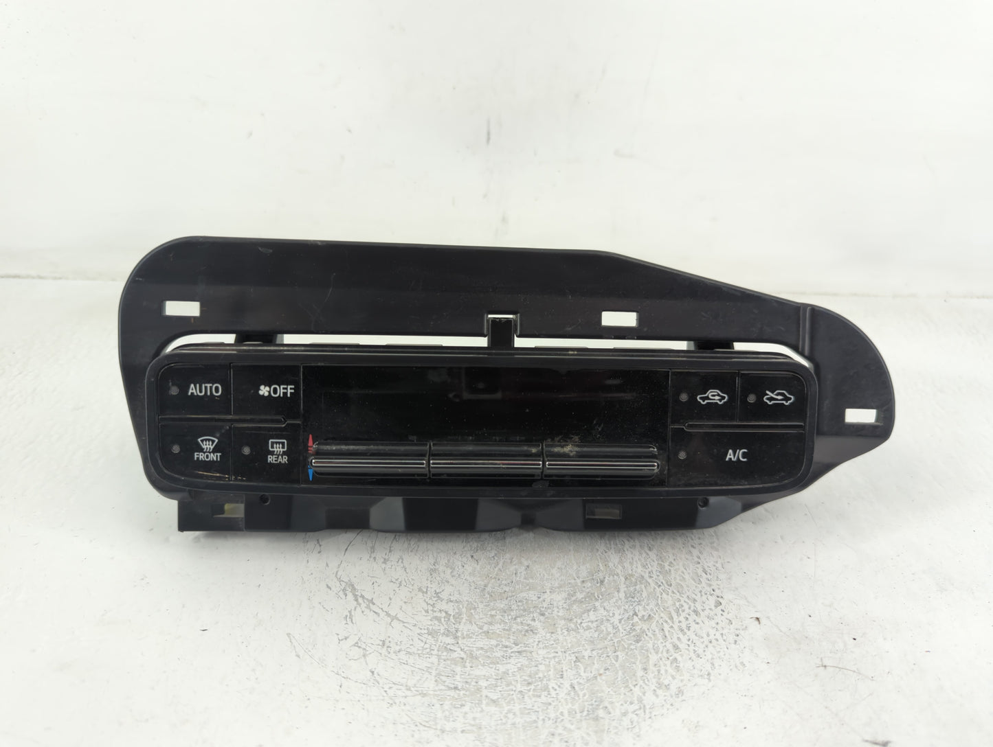 2017-2019 Toyota Corolla Climate Control Module Temperature AC/Heater Replacement P/N:55468-02060 Fits Fits 2017 2018 2019 OEM Used Auto Parts - Oemusedautoparts1.com
