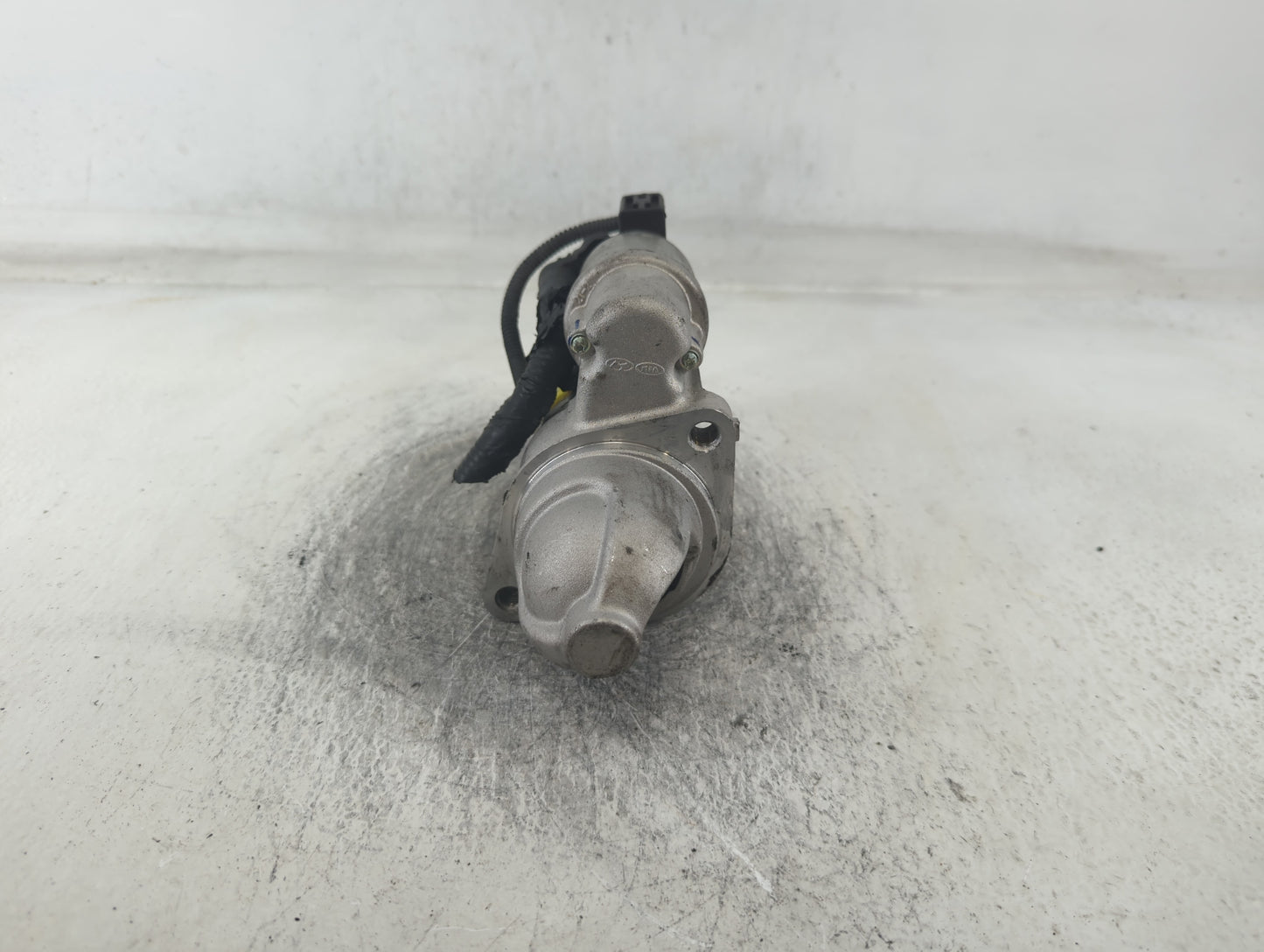 2014-2016 Hyundai Santa Fe Car Starter Motor Solenoid OEM P/N:36100-2G400 Fits Fits 2014 2015 2016 OEM Used Auto Parts - Oemusedautoparts1.com