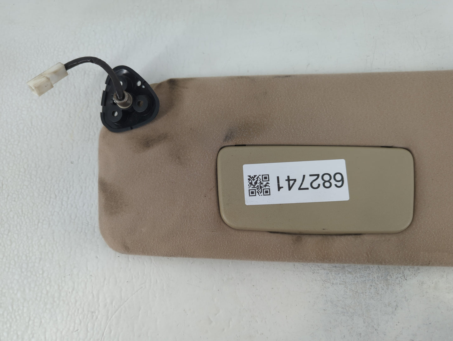 2005-2010 Toyota Sienna Sun Visor Shade Replacement Driver Left Mirror Fits Fits 2005 2006 2007 2008 2009 2010 OEM Used Auto Parts - Oemusedautoparts1.com