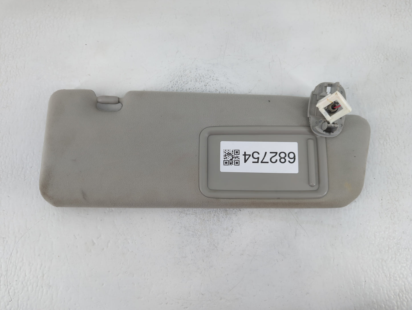 2010-2015 Toyota Prius Sun Visor Shade Replacement Passenger Right Mirror Fits Fits 2010 2011 2012 2013 2014 2015 OEM Used Auto Parts - Oemusedautoparts1.com