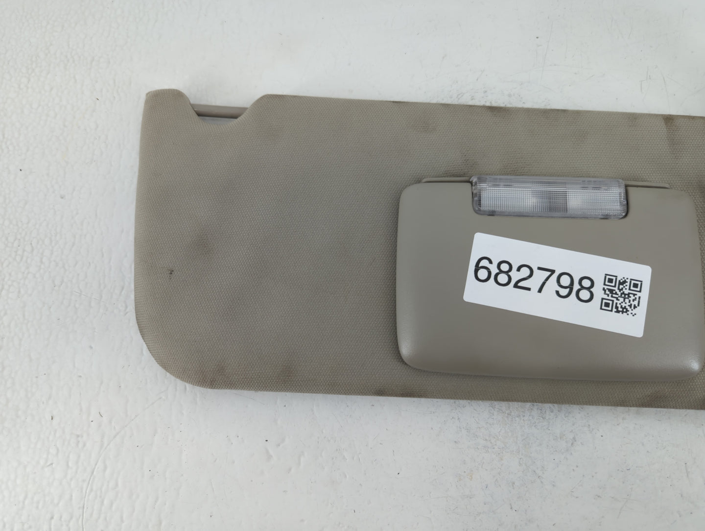 2005-2010 Jeep Grand Cherokee Sun Visor Shade Replacement Passenger Right Mirror Fits Fits 2005 2006 2007 2008 2009 2010 OEM Used Auto Parts - Oemusedautoparts1.com