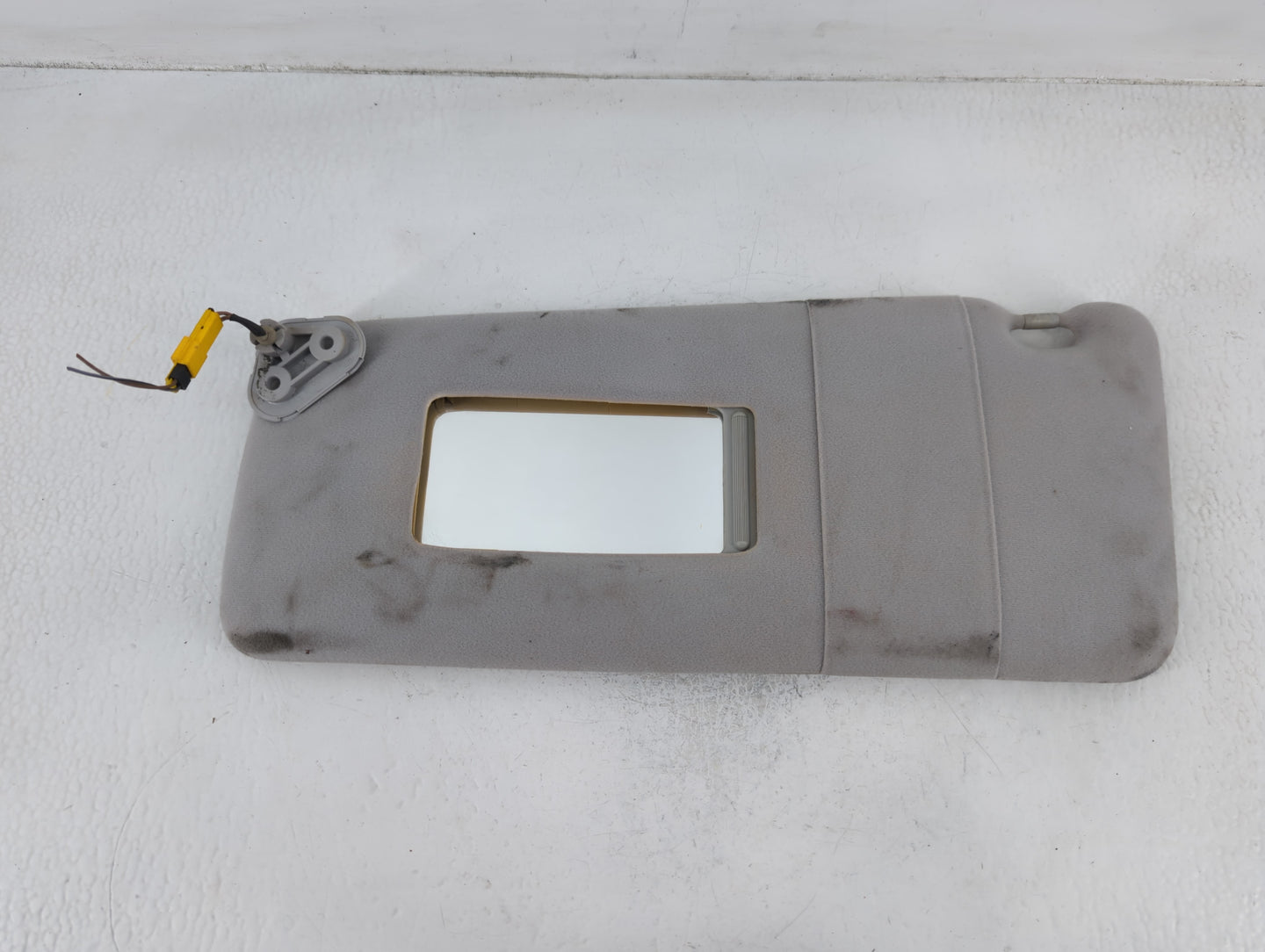 1995 Bmw 740i Sun Visor Shade Replacement Driver Left Mirror Fits OEM Used Auto Parts - Oemusedautoparts1.com