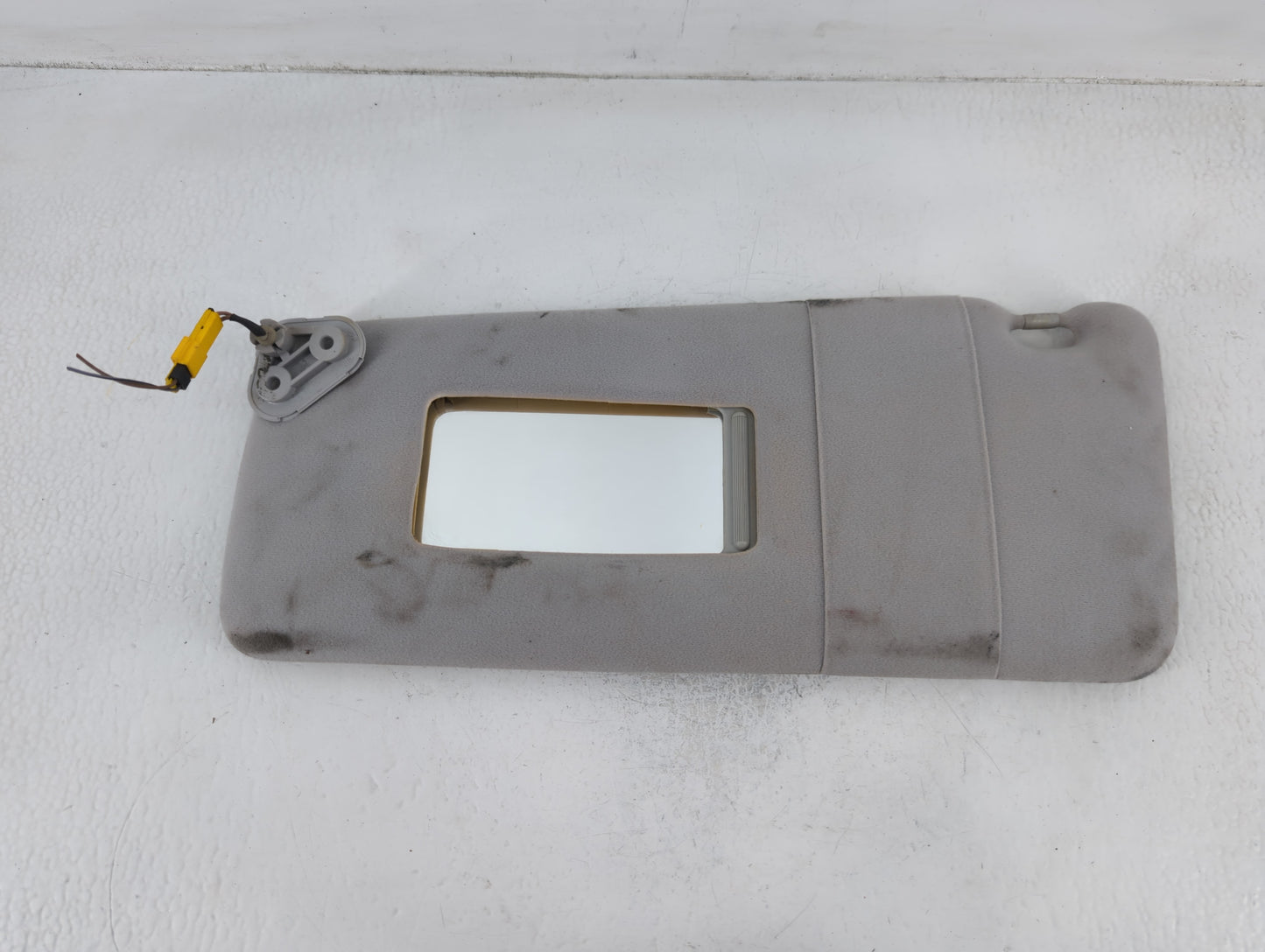 1995 Bmw 740i Sun Visor Shade Replacement Driver Left Mirror Fits OEM Used Auto Parts - Oemusedautoparts1.com
