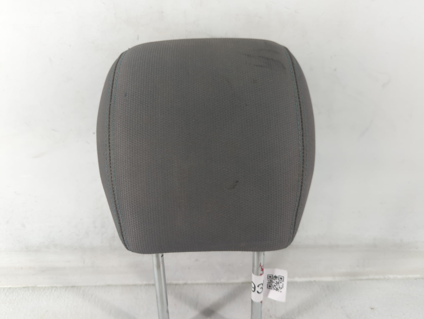 2013-2017 Chevrolet Traverse Headrest Head Rest Front Driver Passenger Seat Fits Fits 2013 2014 2015 2016 2017 OEM Used Auto Parts - Oemusedautoparts1.com