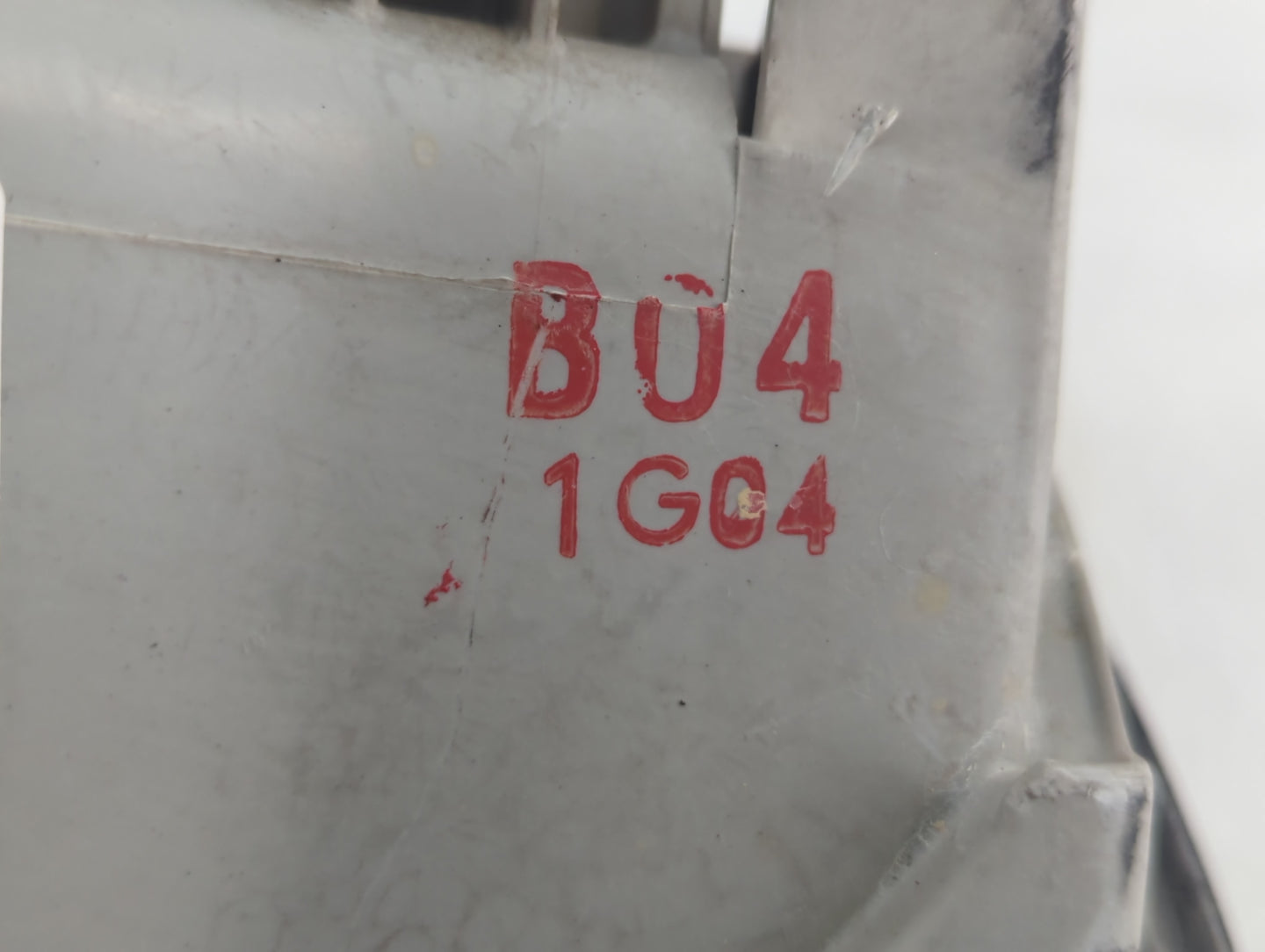 2001-2004 Hyundai Santa Fe Passenger Right Oem Head Light Headlight Lamp - Oemusedautoparts1.com