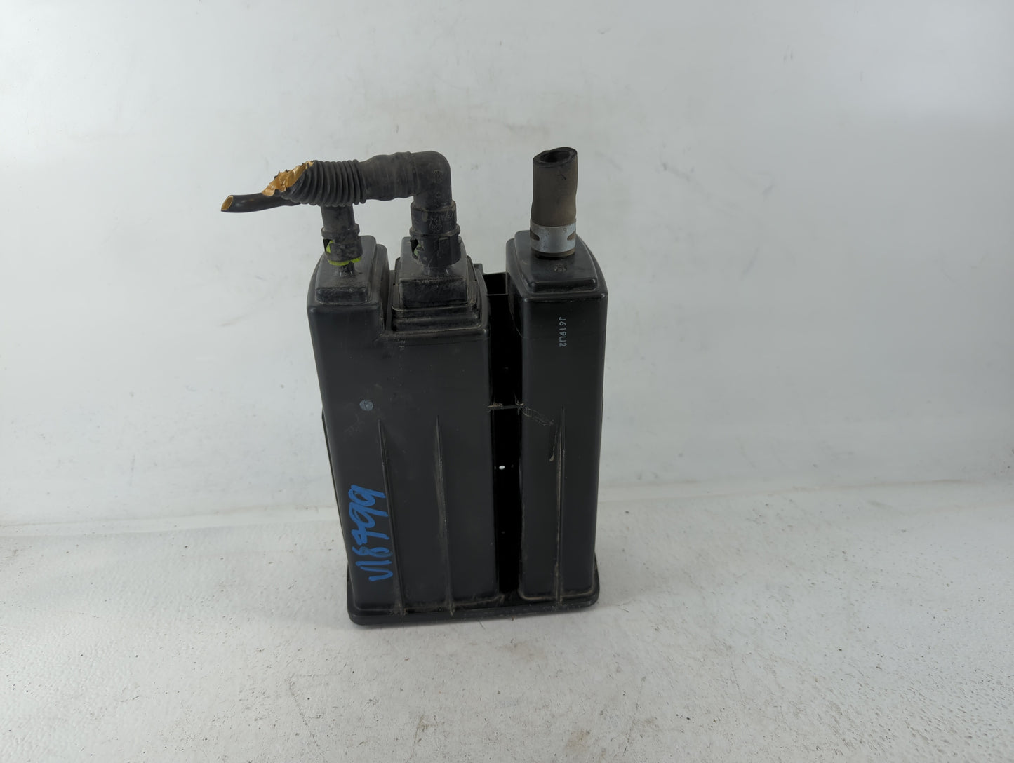 2008 Mazda Mx-5 Miata Fuel Vapor Charcoal Canister - Oemusedautoparts1.com