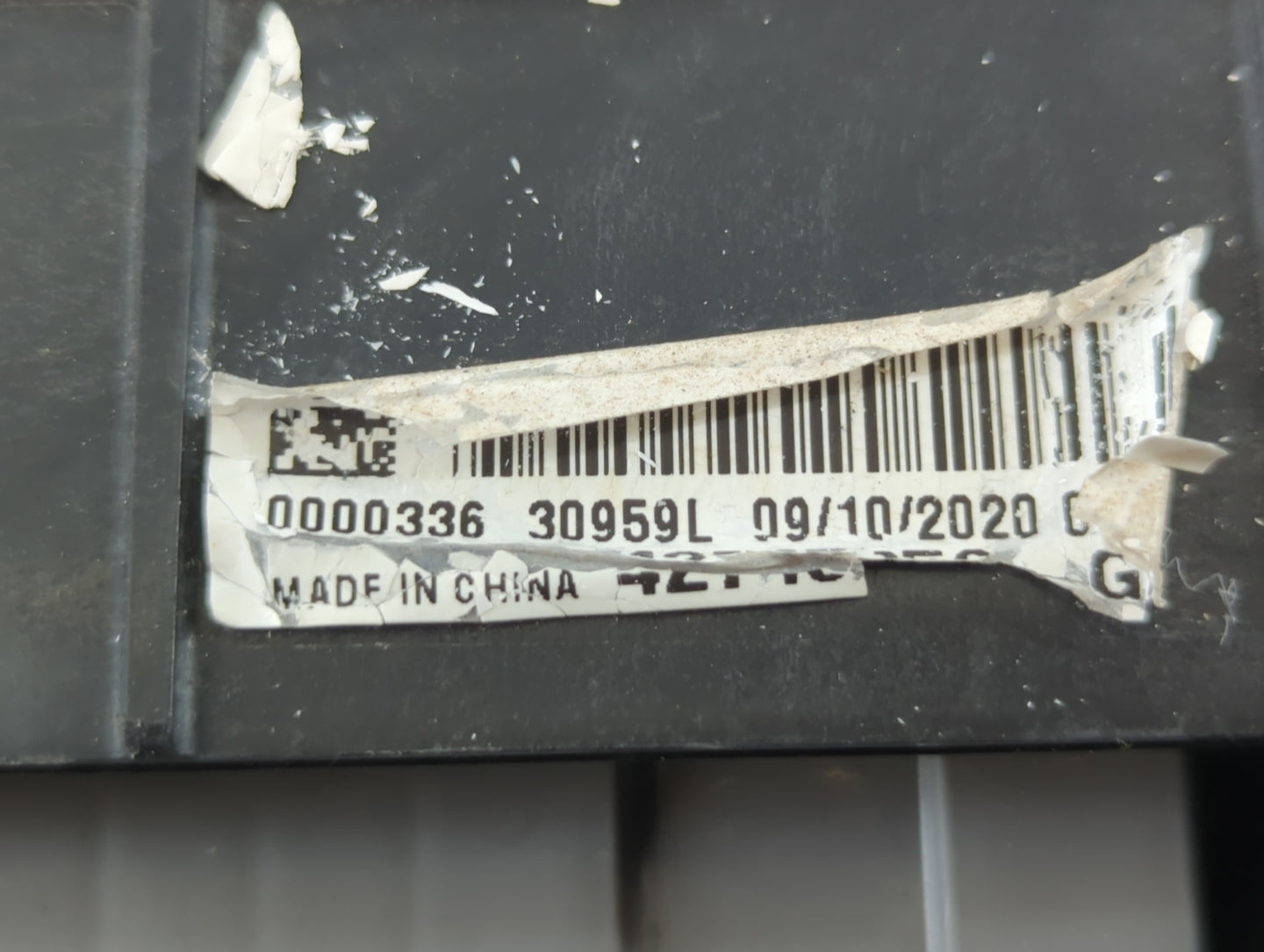 2020-2021 Buick Encore Gx Fusebox Fuse Box Panel Relay Module P/N:30959L Fits Fits 2020 2021 2022 OEM Used Auto Parts - Oemusedautoparts1.com