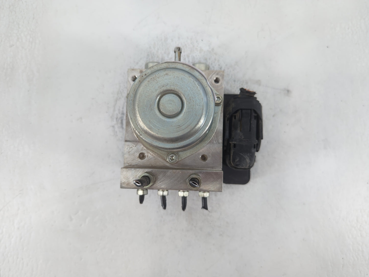 2012-2015 Nissan Rogue ABS Pump Control Module Replacement P/N:47660 JM04A Fits Fits 2012 2013 2014 2015 OEM Used Auto Parts - Oemusedautoparts1.com