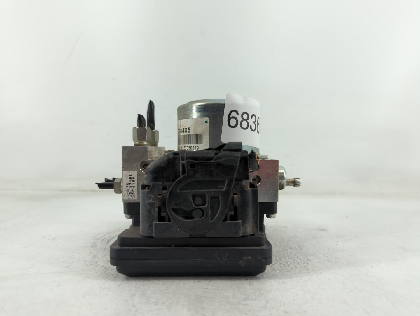 2012-2015 Nissan Rogue ABS Pump Control Module Replacement P/N:47660 JM04A Fits Fits 2012 2013 2014 2015 OEM Used Auto Parts - Oemusedautoparts1.com