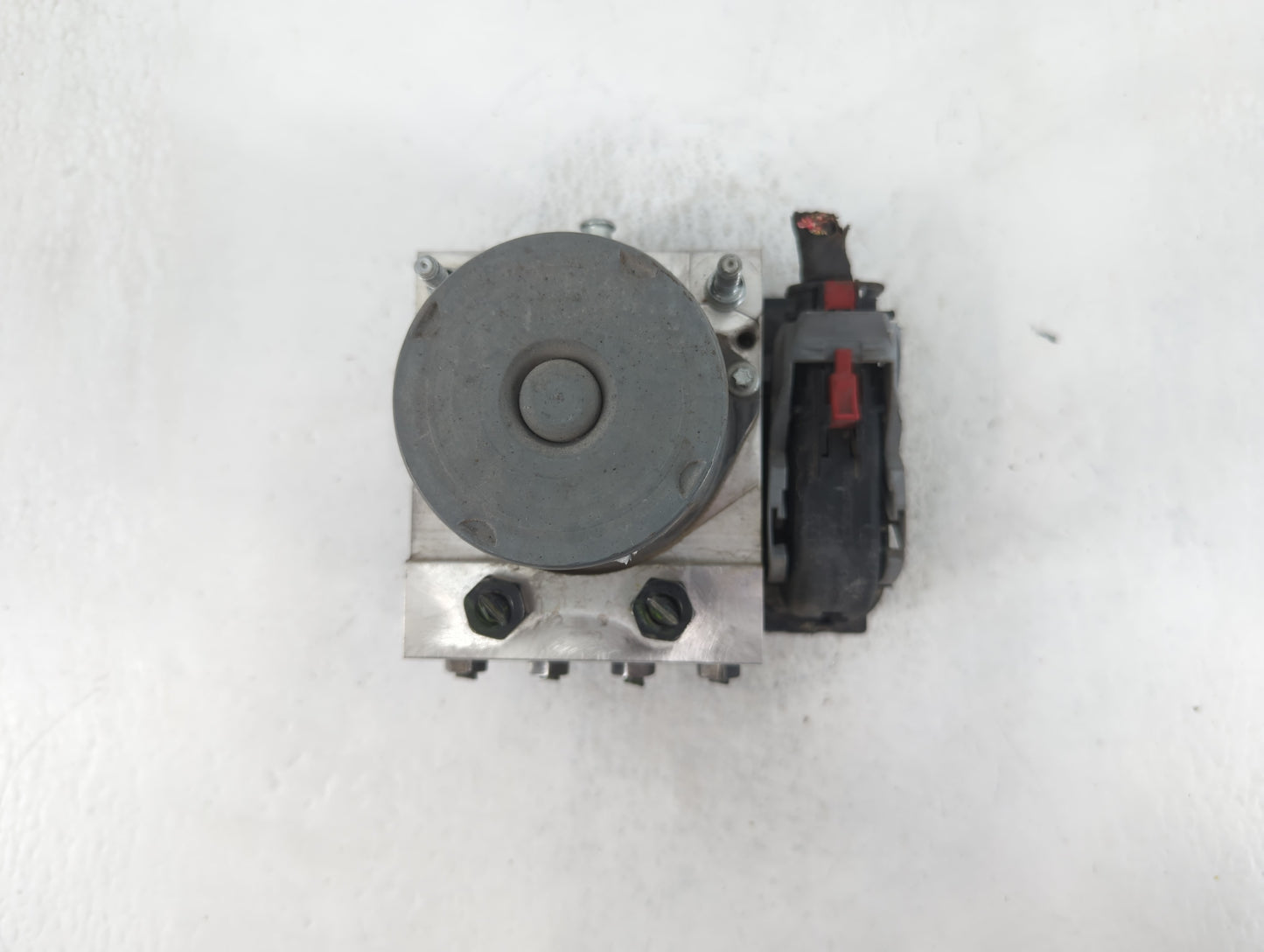 2011-2013 Hyundai Sonata ABS Pump Control Module Replacement P/N:270213 0900 Fits Fits 2011 2012 2013 OEM Used Auto Parts - Oemusedautoparts1.com