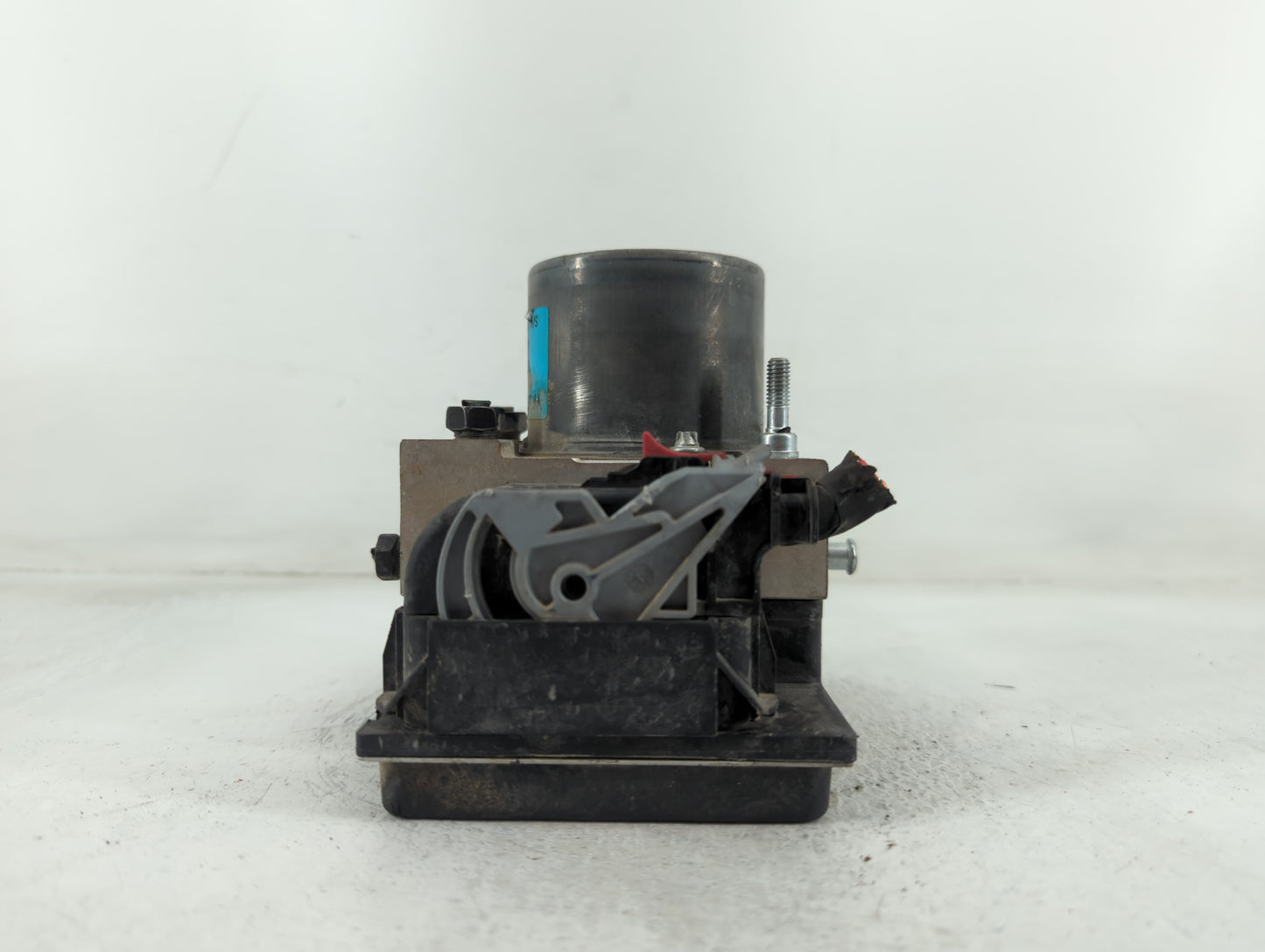 2011-2013 Hyundai Sonata ABS Pump Control Module Replacement P/N:270213 0900 Fits Fits 2011 2012 2013 OEM Used Auto Parts - Oemusedautoparts1.com