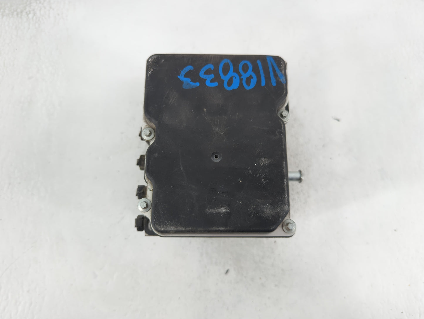 2011-2013 Hyundai Sonata ABS Pump Control Module Replacement P/N:270213 0900 Fits Fits 2011 2012 2013 OEM Used Auto Parts - Oemusedautoparts1.com