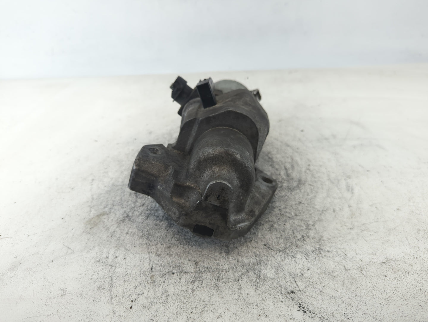 2018 Gmc Yukon Xl 1500 Car Starter Motor Solenoid OEM P/N:SM-74011 Fits Fits 2019 2020 OEM Used Auto Parts - Oemusedautoparts1.com