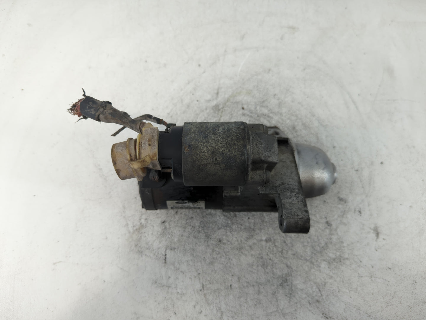 2015-2017 Ford F-150 Car Starter Motor Solenoid OEM P/N:M000TD5571ZC CK4T-11000-DA Fits Fits 2015 2016 2017 2018 2019 2020 OEM Used Auto Parts - Oemusedautoparts1.com