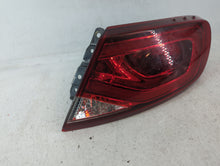 2015-2016 Chrysler 200 Tail Light Assembly Passenger Right OEM P/N:BDM92402000 Fits Fits 2015 2016 OEM Used Auto Parts