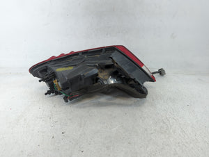 2015-2016 Chrysler 200 Tail Light Assembly Passenger Right OEM P/N:BDM92402000 Fits Fits 2015 2016 OEM Used Auto Parts