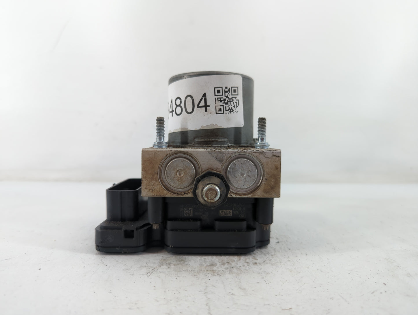 2017 Dodge Caravan ABS Pump Control Module Replacement P/N:P68183803AC Fits Fits 2015 2016 2018 2019 2020 OEM Used Auto Parts - Oemusedautoparts1.com