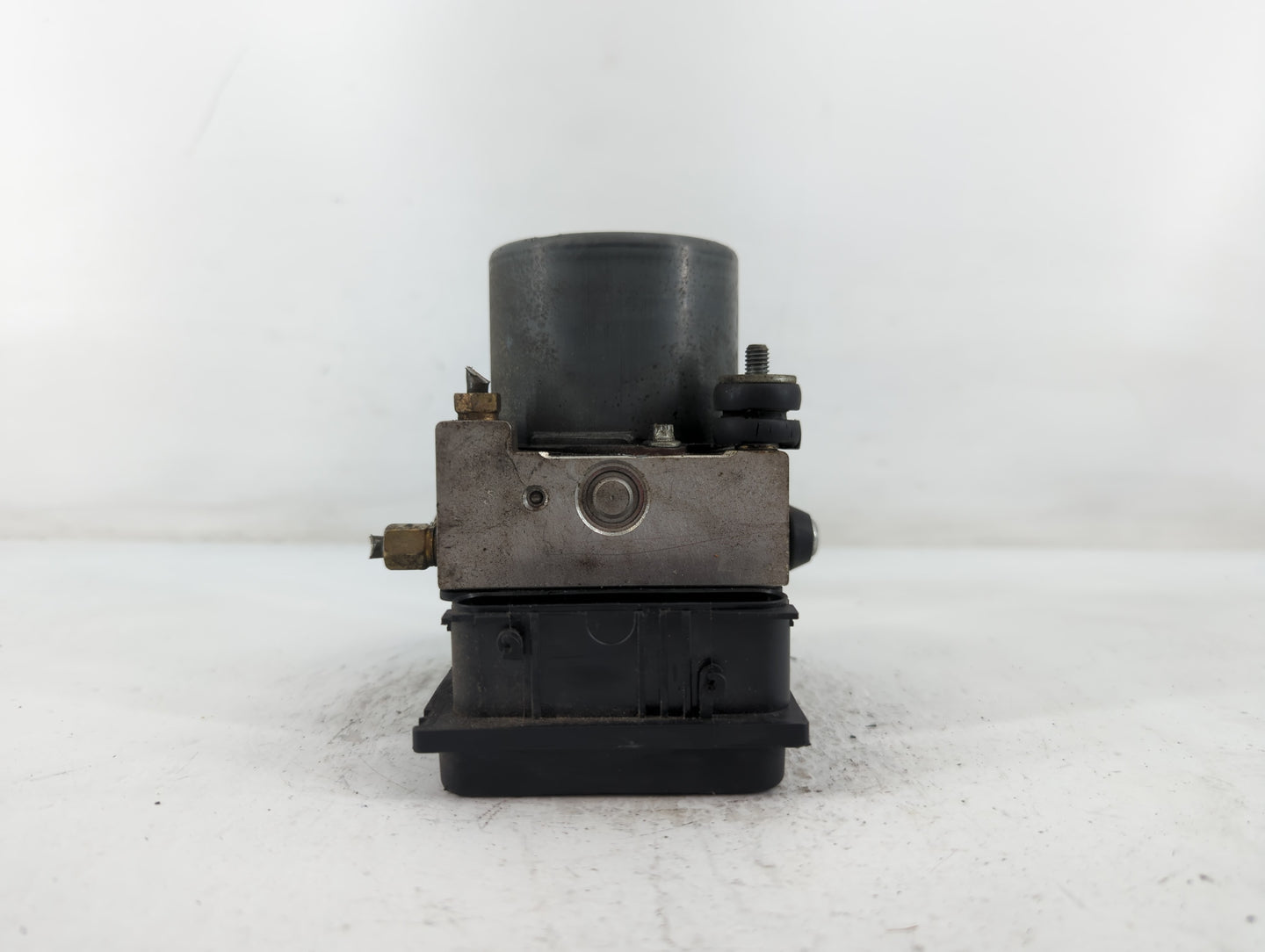 2007-2009 Nissan Altima ABS Pump Control Module Replacement P/N:47600 JA000 0 265 231 798 02 Fits Fits 2007 2008 2009 OEM Used Auto Parts - Oemusedautoparts1.com