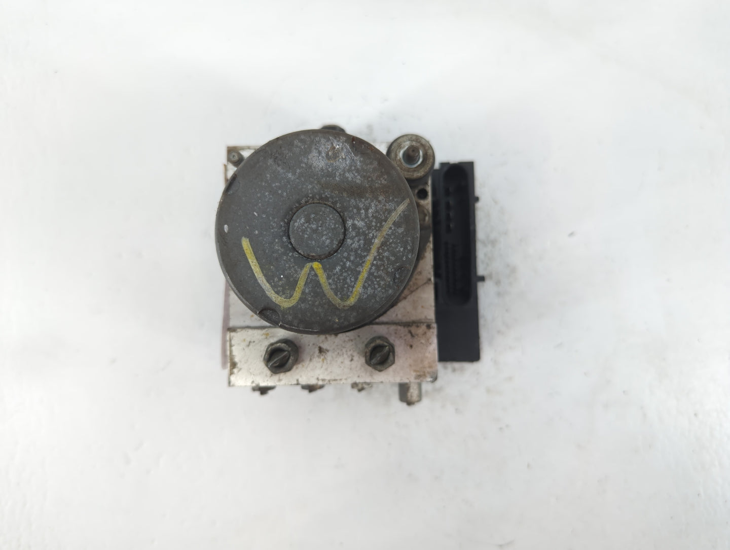 2011-2012 Nissan Altima ABS Pump Control Module Replacement P/N:301110 1140 Fits Fits 2011 2012 OEM Used Auto Parts - Oemusedautoparts1.com