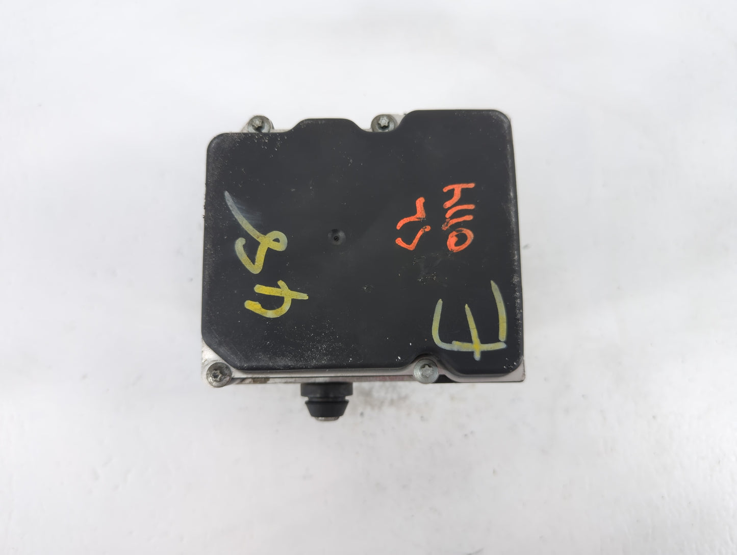 2011-2012 Nissan Altima ABS Pump Control Module Replacement P/N:301110 1140 Fits Fits 2011 2012 OEM Used Auto Parts - Oemusedautoparts1.com