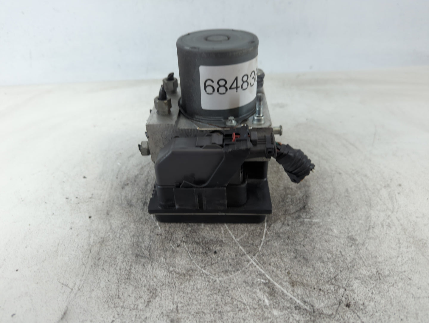 2017 Chevrolet Traverse ABS Pump Control Module Replacement P/N:22893247 265 252 455 AC Fits Fits 2012 2013 2014 2015 2016 OEM Used Auto Parts - Oemusedautoparts1.com