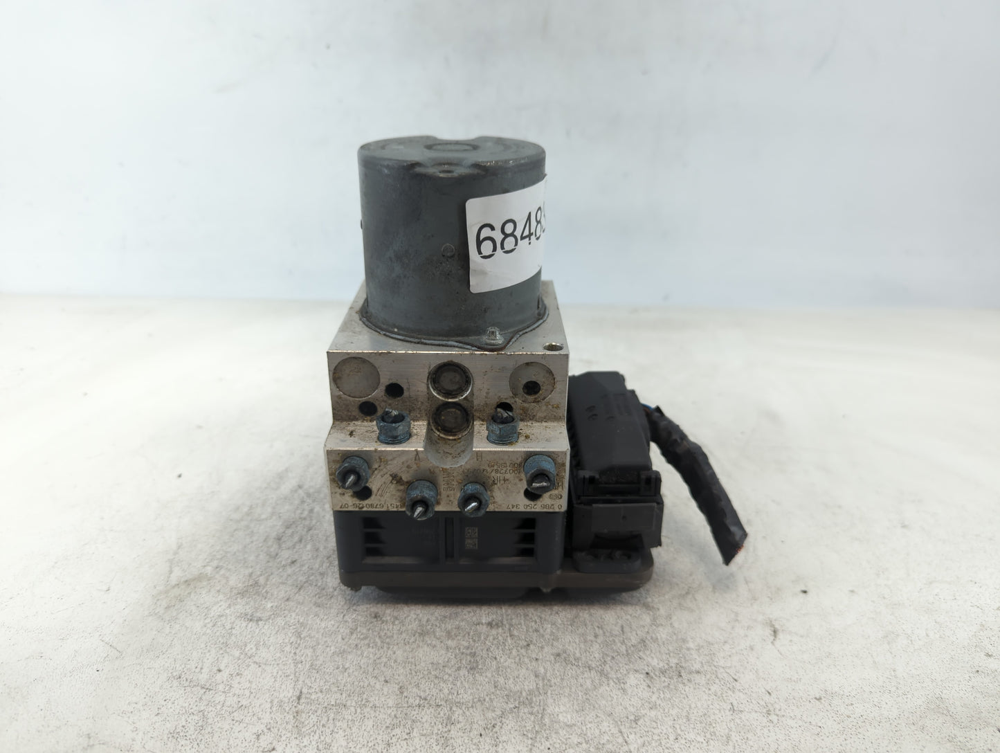 2007-2013 Bmw X5 ABS Pump Control Module Replacement P/N:3451 6793488-02 Fits Fits 2007 2008 2009 2010 2011 2012 2013 2014 OEM Used Auto Parts - Oemusedautoparts1.com